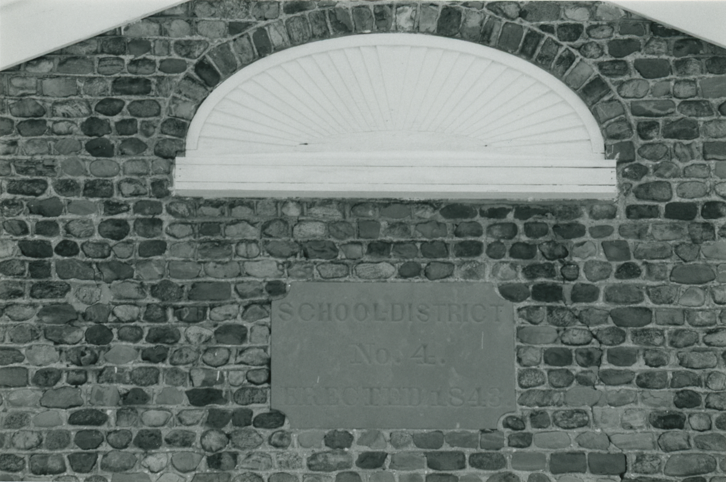 Rig-5 22 W Buffalo St 2